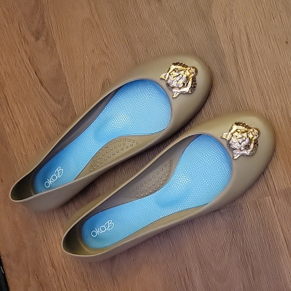 OKA b Lennon ballet flats taupe Chai gold tiger adornment arch support 10 NEW…